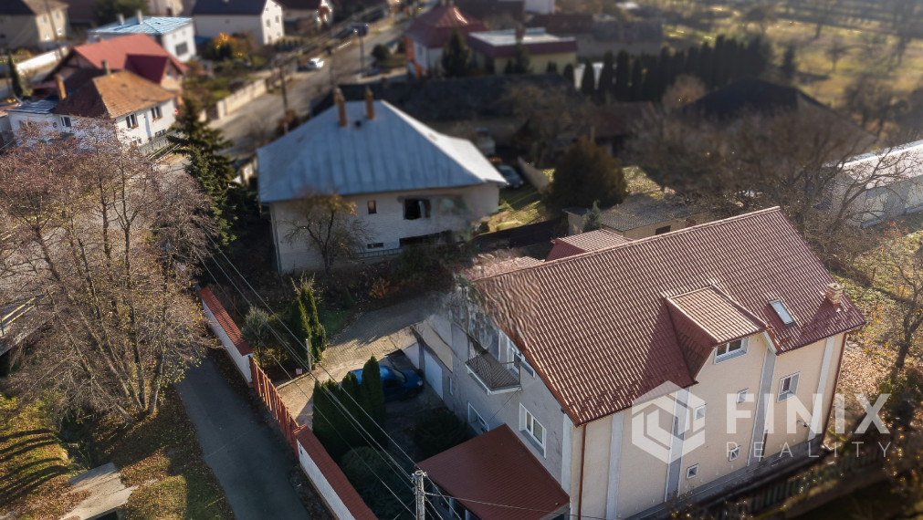 Predám viacgeneračný rodinný dom v obci ŽDAŇA