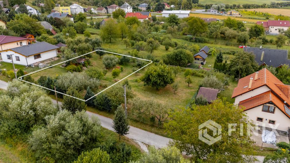 Predám pozemok v obci ČIŽATICE