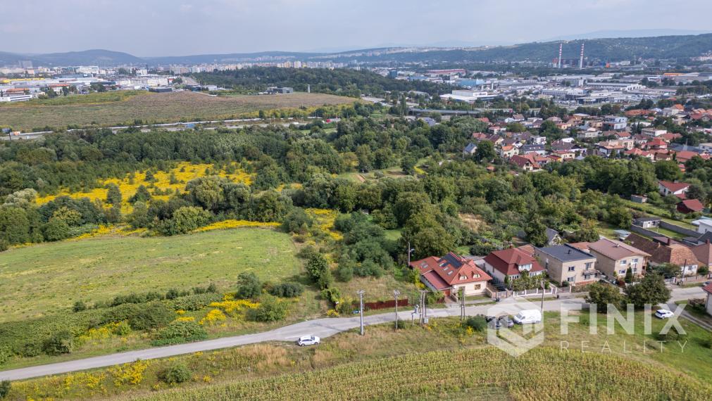 Predám 3 pozemky na výstavbu rodinných domov Košice - BARCA, ul. Svetla Pusta