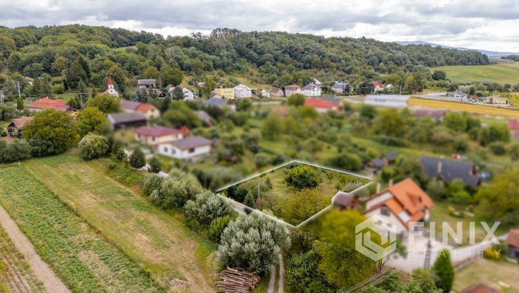 Predám pozemok v obci ČIŽATICE