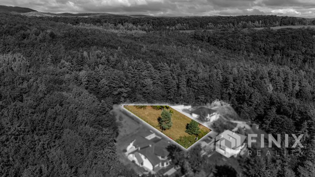 REZRVOVANY-Exkluzívne predám pozemok priamo v lese obec Bukovec (Košice-okolie)