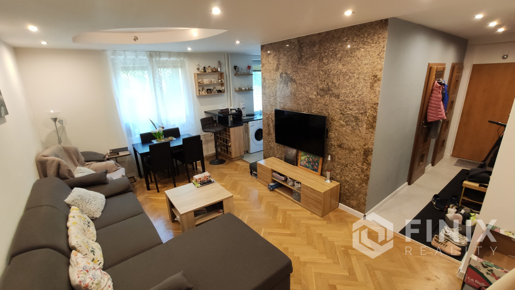 Rezervovaný - Kompletne zrekonštruovaný 3-izbový byt