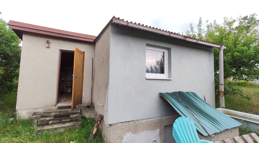 Predaj murovanej záhradnej chaty s pozemkom v Kavečanoch