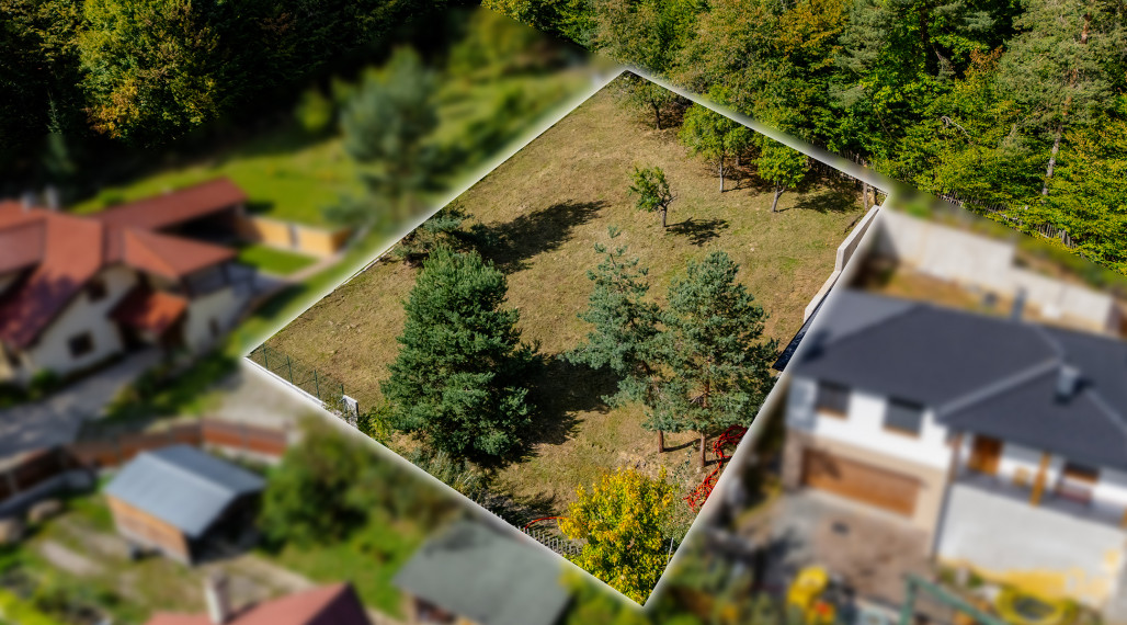 REZRVOVANY-Exkluzívne predám pozemok priamo v lese obec Bukovec (Košice-okolie)