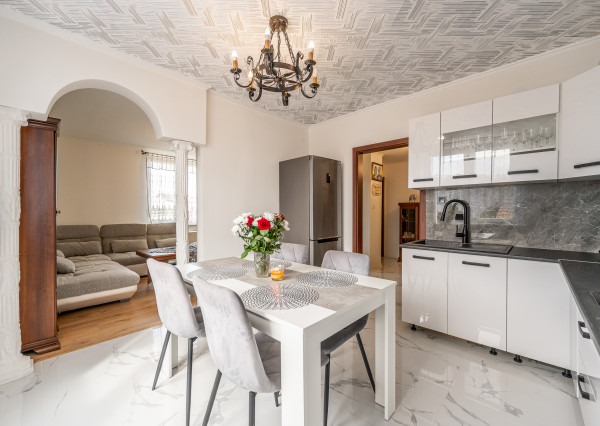 REZERVOVANY- Predám 3 izb. byt v mestskej časti Košice - POĽOV so záhradou a 2 parkovacími miestami