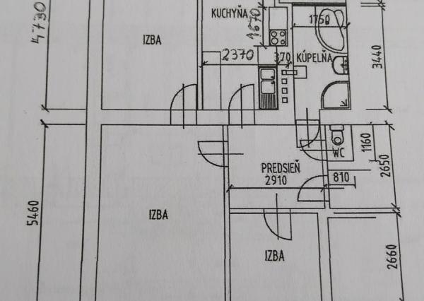 3-izbový tehlový byt s vlastným kúrením, 2 komínmi a dvorom – Košice, Staré mesto